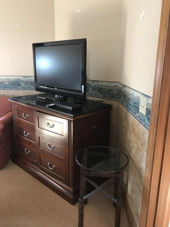 Nirvana Inn & Grill Ellensburg Ngoại thất bức ảnh