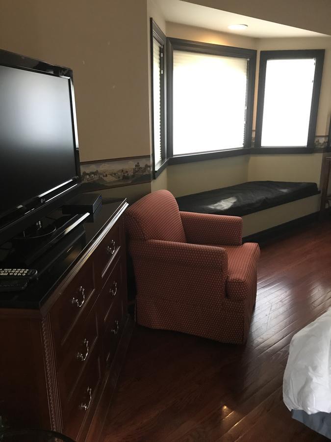 Nirvana Inn & Grill Ellensburg Ngoại thất bức ảnh
