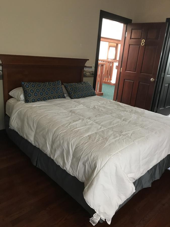 Nirvana Inn & Grill Ellensburg Ngoại thất bức ảnh