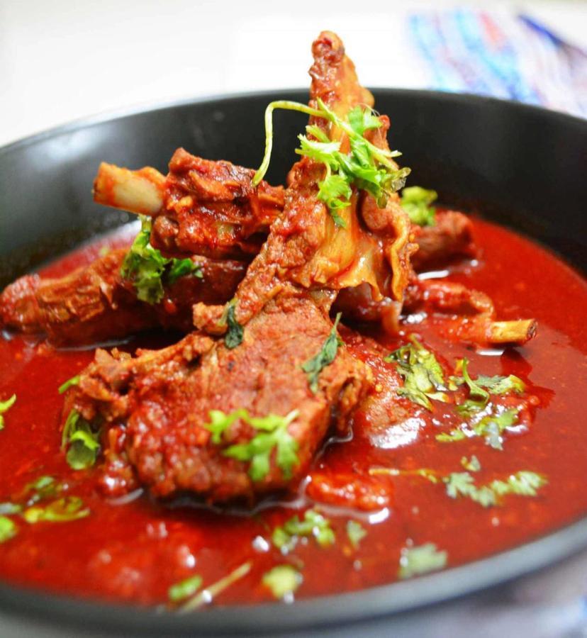 Nirvana Inn & Grill Ellensburg Ngoại thất bức ảnh
