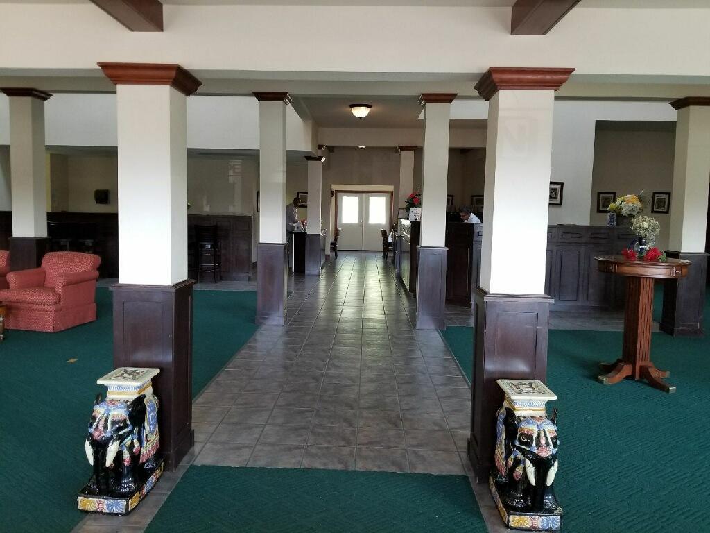 Nirvana Inn & Grill Ellensburg Ngoại thất bức ảnh